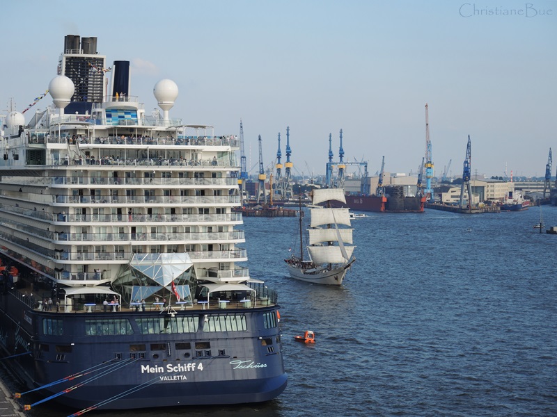 Mein Schiff 4