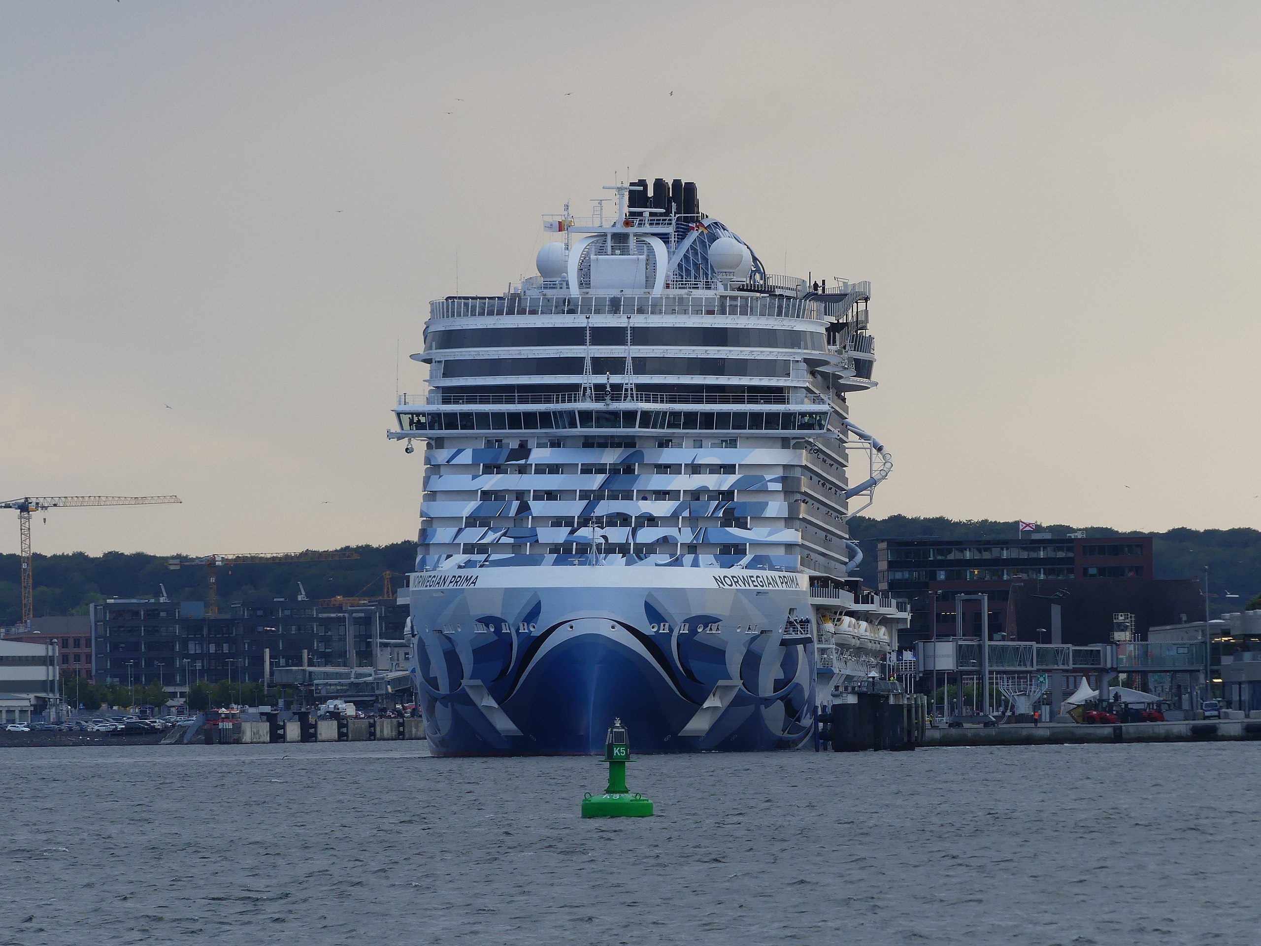 Norwegian Prima