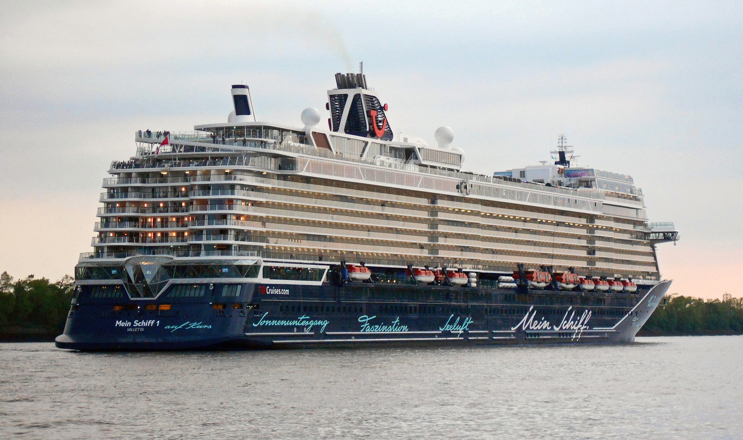 Mein Schiff 1