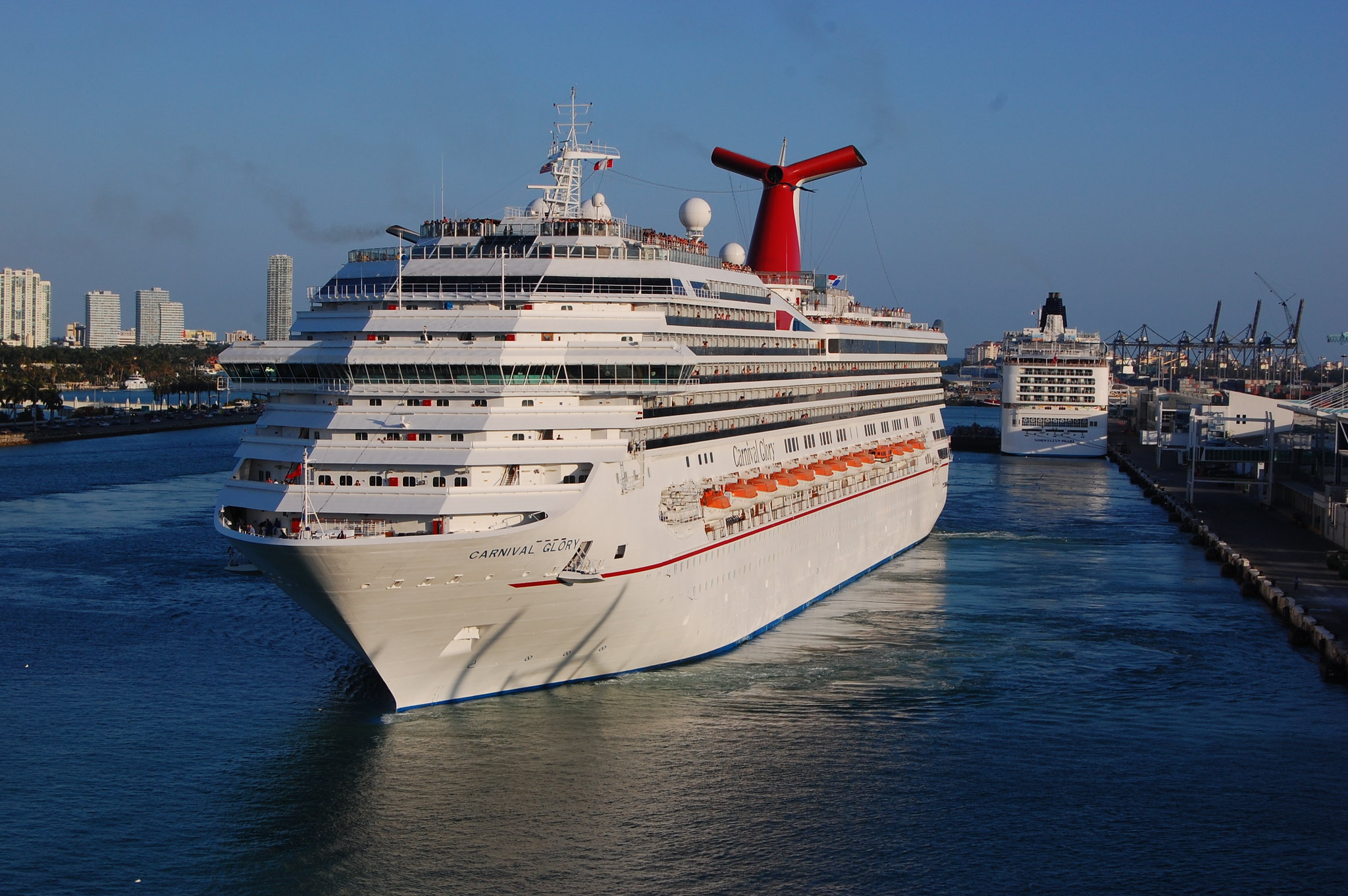 Carnival Glory