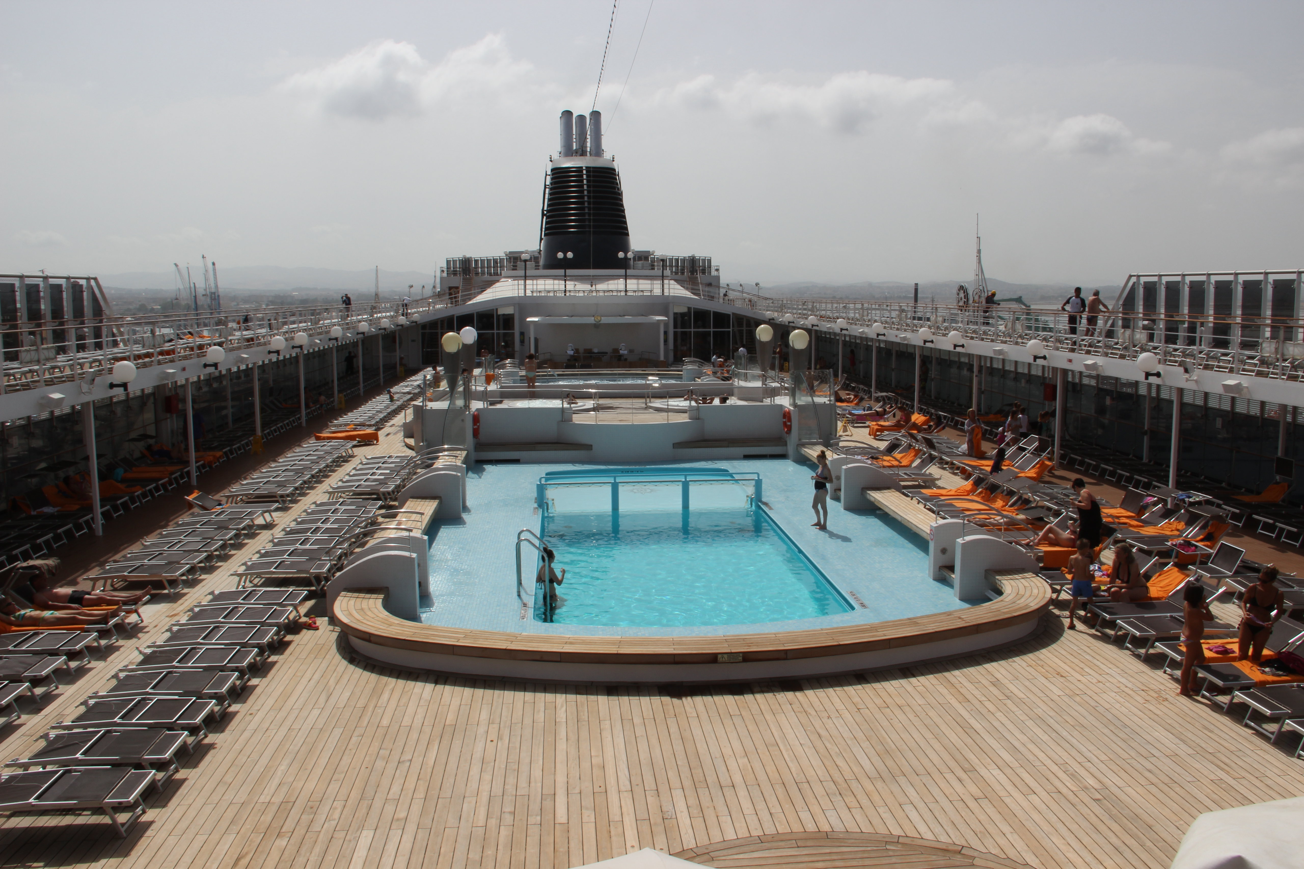 MSC Lirica