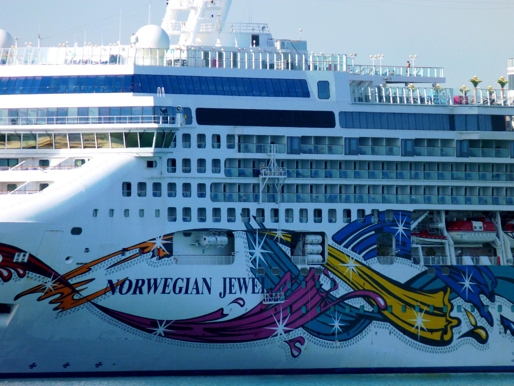 Norwegian Jewel