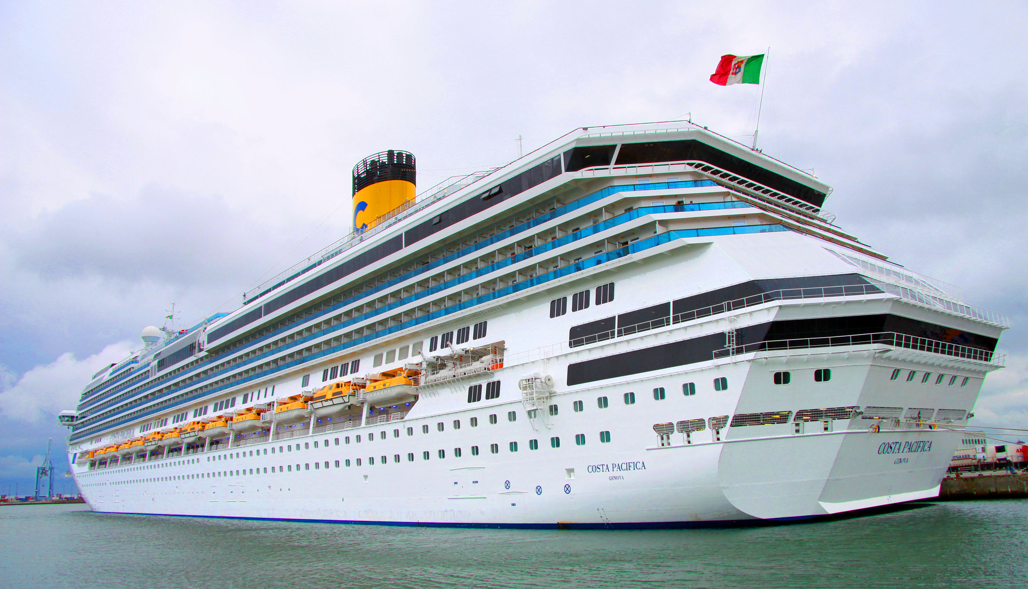 Costa Pacifica