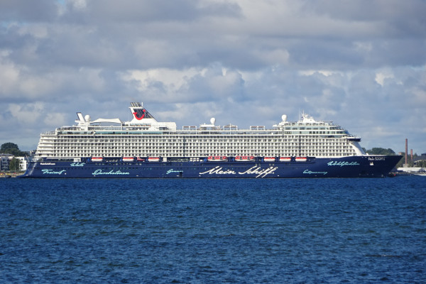 Mein Schiff 6