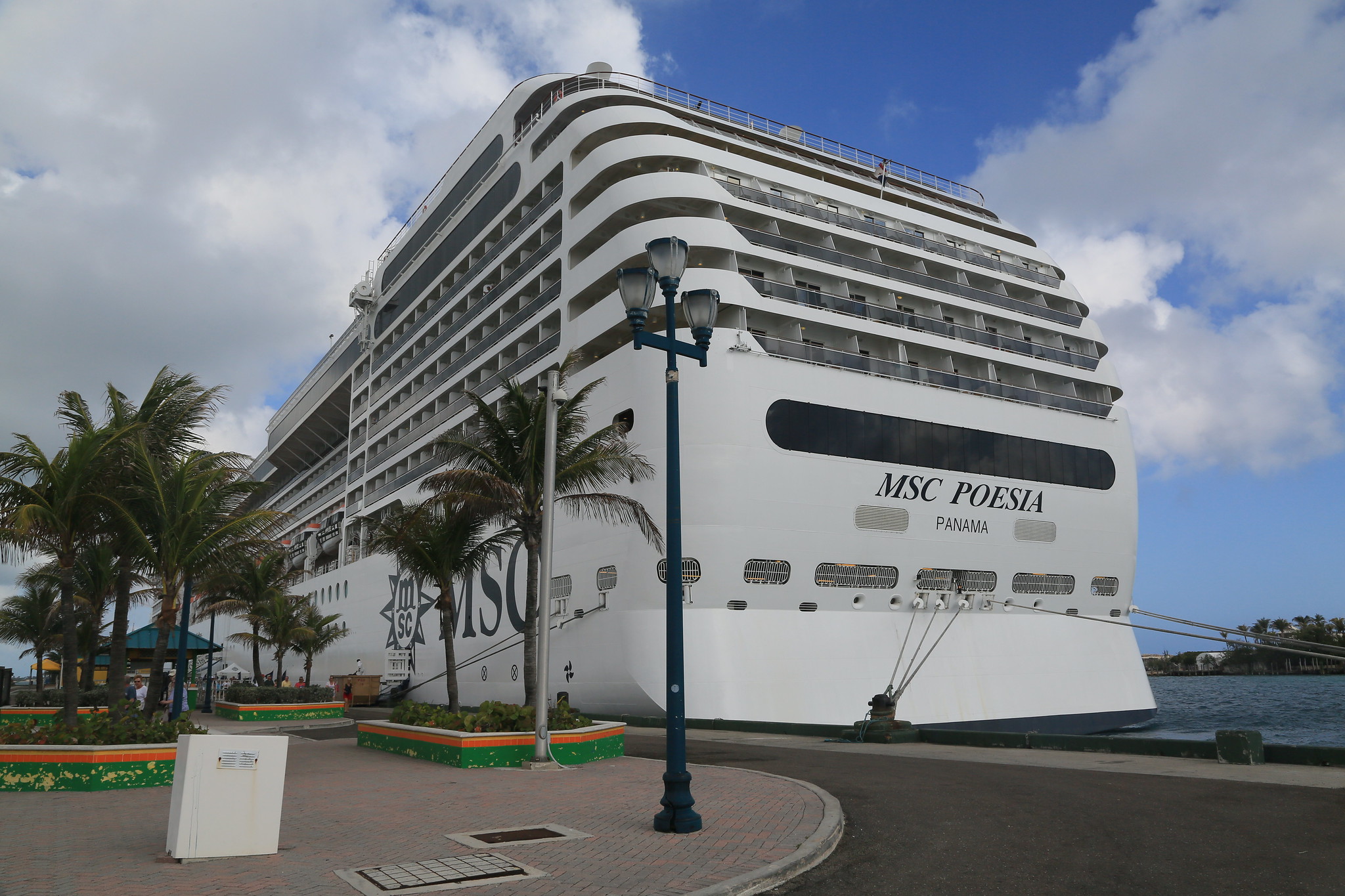 MSC Poesia