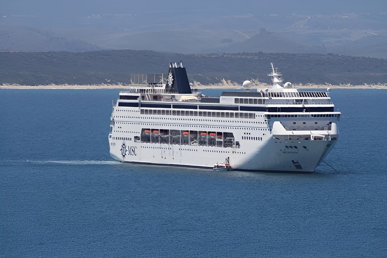 MSC Sinfonia