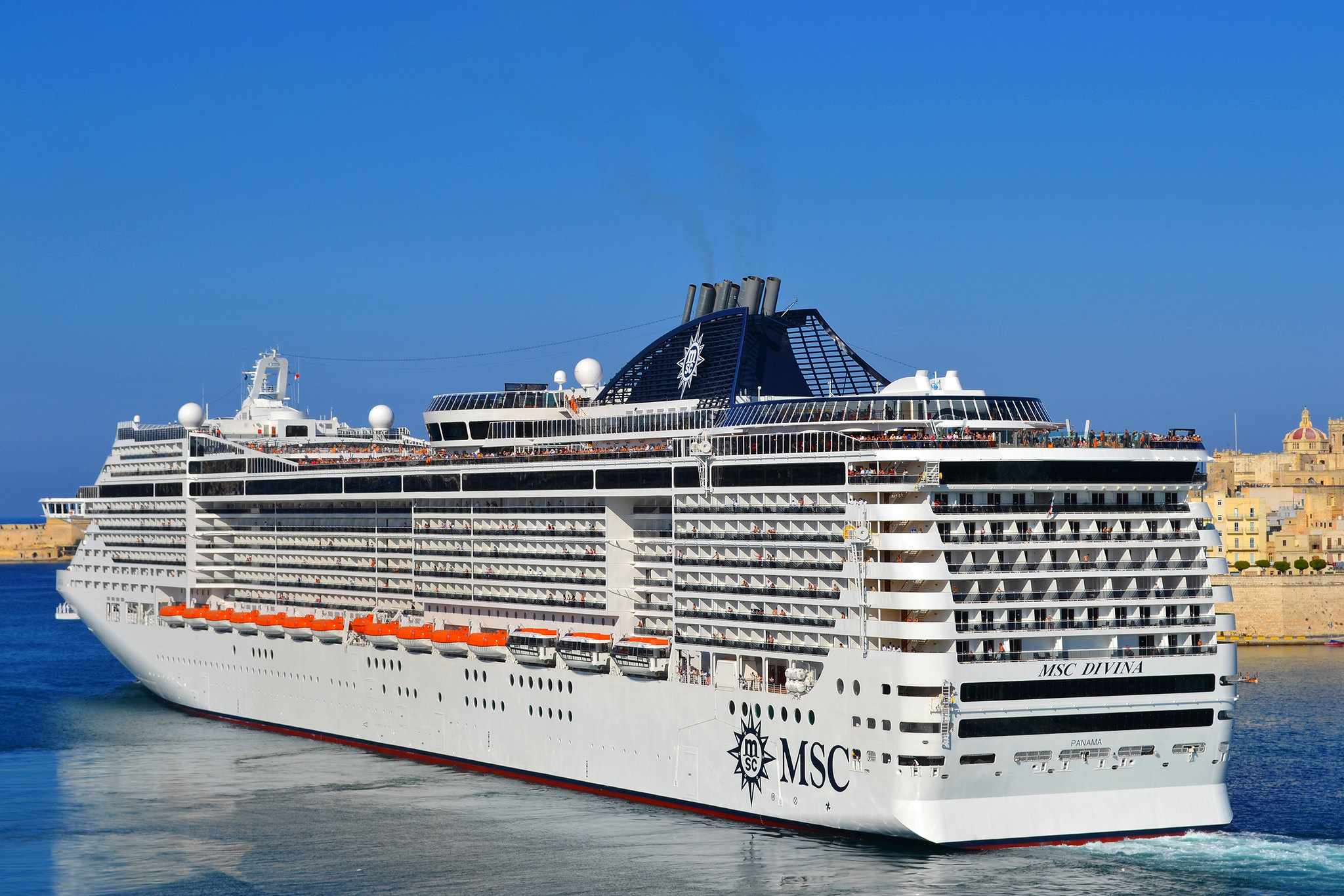 MSC Divina